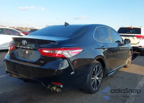 2020 Toyota Camry Se z USA, uszkodzony, nr VIN 4T1G11AK9LU873532
